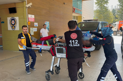İnegöl’de korkutan kaza: Fenalaşan sürücü park halindeki kamyona çarptı