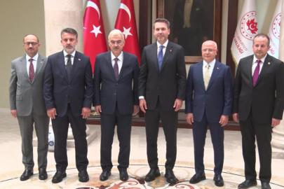 Bakan Bayraktar Bursa'da: İlk durak Valilik oldu