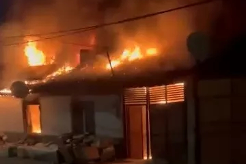 Bursa'da korkutan yangın! Ev alev alev yandı