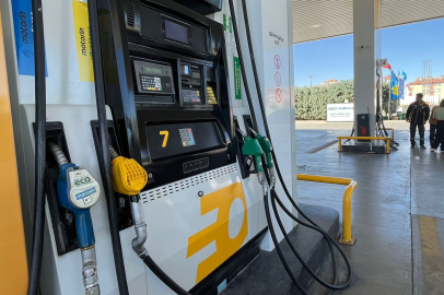 Akaryakıta çifte zam! Motorin 8,24 TL, benzin 2,50 TL artacak