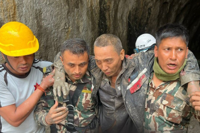 Nepal’de sel felaketinden 11 gün sonra mucize kurtuluş