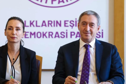 Pervin Buldan duyurdu: DEM Parti'nin adı değişiyor!