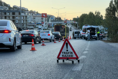 Bursa-Mudanya yolunda motosiklet kazası: 22 yaşındaki sürücü yaralandı