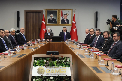 81 ilin valisiyle sosyal hizmet ve yardım toplantısı