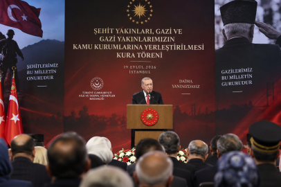 Erdoğan, şehit yakını ve gazilerin kamuya atama törenine katıldı