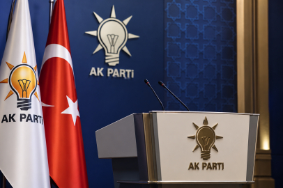 AK Parti’den “fon krizi” açıklaması: Çelik, sürecin yakından takip edildiğini bildirdi