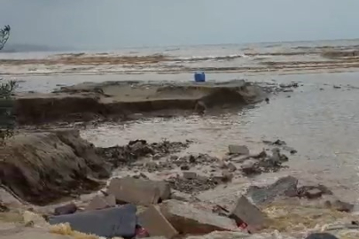 Sağanak Mudanya’yı vurdu: Mahsur kalan 4 kişi kurtarıldı