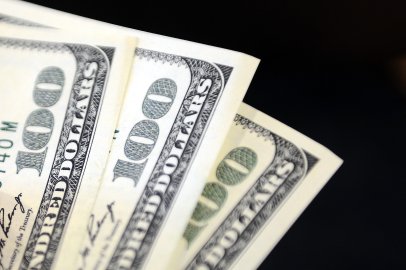 Dolar yeni haftaya 49 liranın üzerinde başladı