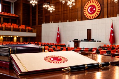 Bekir Bozdağ TBMM Başkanvekilliği görevinden istifa etti