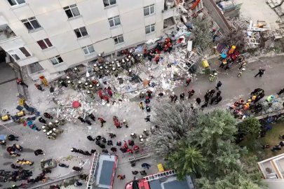 Maltepe'de 6 katlı binada çökme! Mahsur kalanlar için tahliye çalışması