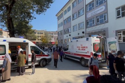 Bursa'da okulda gaz paniği! Veliler okula akın etti...