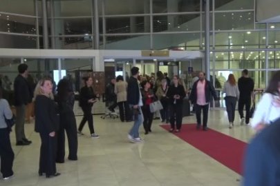Bursa'da senfoni sezonu görkemli konserle açıldı! Gürer Aykal ve Valeriy Sokolov aynı sahnede