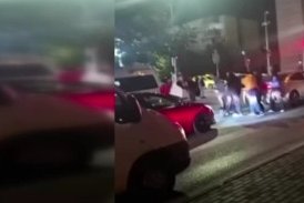 Bursa'da iki aile arasında kavga! Trafik polisleri müdahale etti