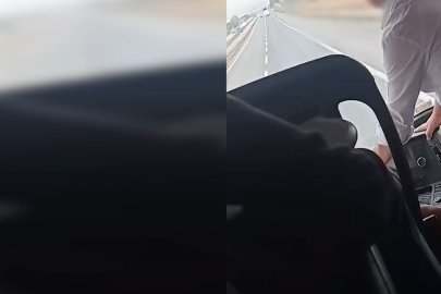 Bursa'ya gelen yolcu otobüsünde akılalmaz görüntü! Şoförler seyir halindeyken yer değiştirdi