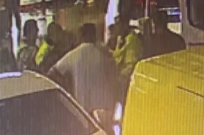 Bursa'da alkollü sürücü polise kafa attı! O anlar kamerada