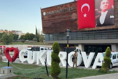 Adana'da Çukurova Belediyesine jandarma operasyonu! Çok sayıda gözaltı kararı