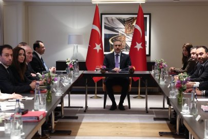 Bakan Hakan Fidan, Brüksel'de STK temsilcileriyle bir araya geldi