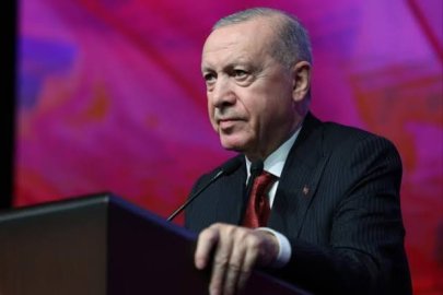 Erdoğan'dan sert sözler: "Kiminle savaştasınız, seferberlik çıktı da bizim mi haberimiz yok?"