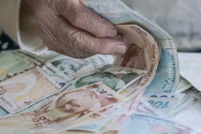 Emekli maaşlarında yeni formül! 65 yaş üstüne daha yüksek zam gündemde