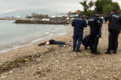 Mudanya'da plajda erkek cesedi bulundu