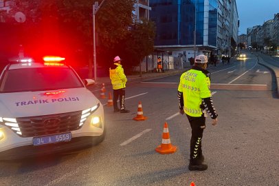 İstanbul'da 29 Ekim nedeniyle yollar trafiğe kapatıldı! İşte alternatif güzergâhlar