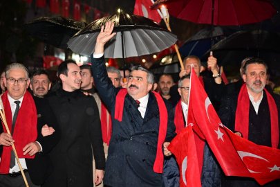 Yıldırım Belediye Başkanı Oktay Yılmaz'dan 29 Ekim mesajı: "Cumhuriyetimizi yaşatmak en büyük sorumluluğumuz"